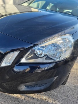 Volvo V60 I Kombi 1.6 DRIVe 115KM 2012 Volvo V60 I 1.6 D2 1,6 bezwypadkowy, niski przebieg, zdjęcie 6