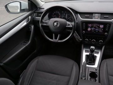 Skoda Octavia III Liftback Facelifting 1.4 TSI 150KM 2018 Skoda Octavia 1.4 TSI, Salon Polska, Klima, zdjęcie 6