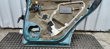 891 DVEŘE PRAVÉ ZADNÍ MERCEDES W220