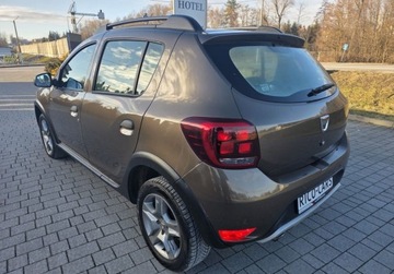 Dacia Sandero II Hatchback 5d Facelifting 0.9 TCe 90KM 2019 Dacia Sandero Benzyna 90KM, zdjęcie 4
