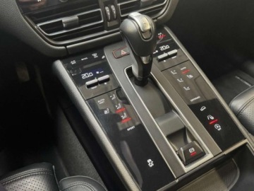 Porsche Macan SUV Facelifting II 2.0  265KM 2022 Porsche Macan PDLS FV23 AppleCarPlay 2.0 Benzyna 265KM, zdjęcie 12