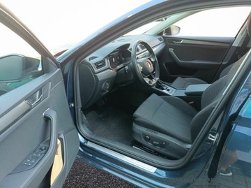 Skoda Superb III Kombi Plug-In Hybrid 1.4 TSI Plug-In-Hybrid 218KM 2024 Skoda Superb 1.4 TSI Plug-In Hybrid Style DSG Salon PolskaAsoFV23 1.4, zdjęcie 4