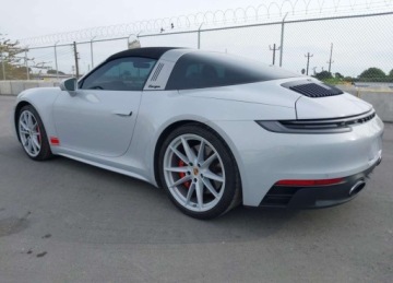 Porsche 911 992 Carrera S 3.0  450KM 2023 Porsche 911 PORSCHE 911 EDITION 50 YEARS PORSCHE DESIGNTARGA 4 GTSTARGA 4S, zdjęcie 4