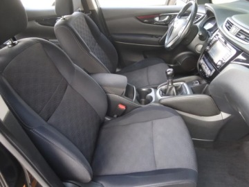 Nissan Qashqai II Crossover 1.6 DIG-T 163KM 2015 Nissan Qashqai 1.6 DIG-T, Salon Polska, zdjęcie 8