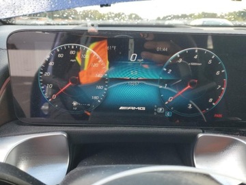 Mercedes GLB 2022 Mercedes-Benz GLB Amg 35 4Matic 2022 2.0l 2.0 Benzyna 302KM, zdjęcie 9