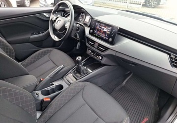 Skoda Kamiq Crossover 1.0 TSI 110KM 2022 Skoda Kamiq SalonPL 1.0TSI 110KM Ambition ACC Kamera Podgrz.Fotele Climatr, zdjęcie 9
