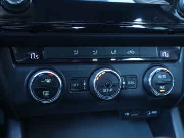 Skoda Octavia III Liftback 1.4 TSI 140KM 2015 Skoda Octavia 1.4 TSI, Salon Polska, Serwis ASO, zdjęcie 11