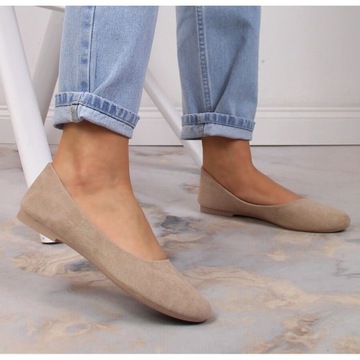 Туфли Evento бежевого цвета из экокожи размер 37