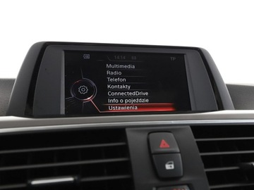 BMW Seria 3 F30-F31-F34 Touring Facelifting 2.0 318d 150KM 2017 BMW 318 2.0d Automat Sport Line Panorama Tempomat, zdjęcie 22