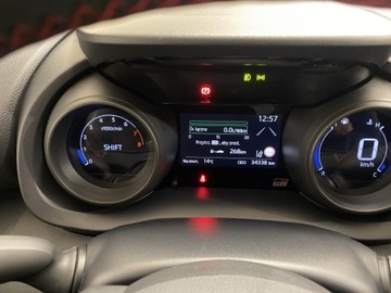 Toyota Yaris IV Hatchback 1.5 Dynamic Force 125KM 2022 Toyota Yaris 1.5 GR Sport IV (2020-) Toyota Yaris, zdjęcie 14