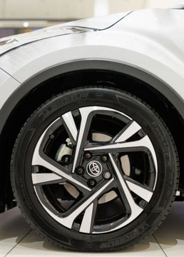 Toyota C-HR I Crossover Facelifting 1.8 Hybrid 122KM 2023 Toyota C-HR 1.8 Hybrid Style 1.8 Hybryda 122KM, zdjęcie 15