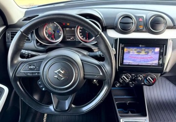 Suzuki Swift VI 2017 Suzuki Swift Suzuki Swift 1.2 Benzyna 94KM, zdjęcie 6