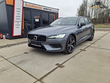 Volvo V60 II  2021 Volvo V60 2,0 B3 163KM R DESIGN alu navi kamera hak grz.fot oplacony 2.0