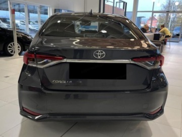 Toyota Corolla XII Sedan Facelifting 1.8 Hybrid 140KM 2025 Od ręki - Comfort 1.8 Hybrid 140KM | Tempomat adaptacyjny!, zdjęcie 4