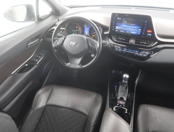 Toyota C-HR I Crossover 1.8 Hybrid 122KM 2016 Toyota C-HR 1.8 Hybrid, Salon Polska, Serwis ASO, zdjęcie 6