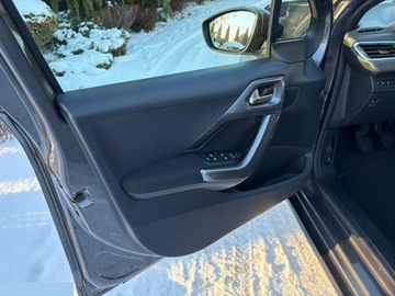 Peugeot 2008 I SUV Facelifting 1.6 BlueHDi 99KM 2018 Peugeot 2008 1.6 BlueHDi 100 Style 99KM 2018r Stan perfekcyjny! Zamiana!, zdjęcie 17