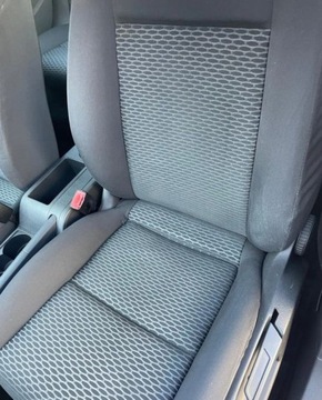 Volkswagen Golf VI Hatchback 5d 1.6 102KM 2010 Volkswagen Golf 1.6 mpi ,bezwypadek ,tuv do 2027r ,jeden wlasc,BORDO metal, zdjęcie 10