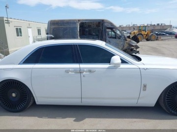Rolls-Royce 2014 Rolls-Royce Ghost 2014 6.6l 6.6 Benzyna 563KM, zdjęcie 6