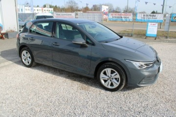 Volkswagen Golf VIII Hatchback 2.0 TDI SCR 115KM 2022 Volkswagen Golf LIFE Asystent Salon PL, zdjęcie 4