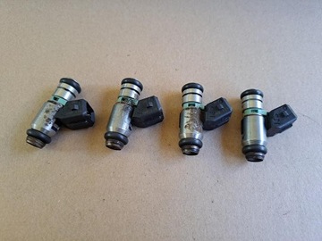 WTRYSKIWACZ FIAT PUNTO PANDA 500 1.2 8V IWP116