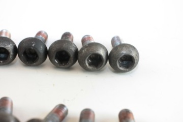 HONDA XL 1000 VARADERO 98-02 БОЛТЫ ПЕРЕДНИХ ТОРМОЗНЫХ ДИСКОВ