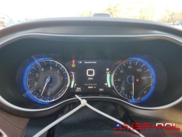 Chrysler Pacifica II 2017 Chrysler Pacifica _Limited_3.6 L_287 km_V6_2017r_7 osobowa 3.6 Benzyna, zdjęcie 10