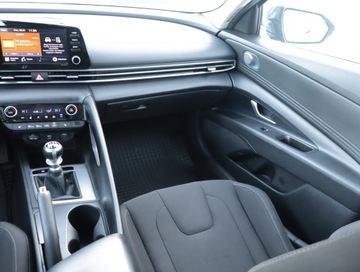 Hyundai Elantra VII Sedan 1.6 MPI 123KM 2021 Hyundai Elantra 1.6 MPI, Salon Polska, zdjęcie 7