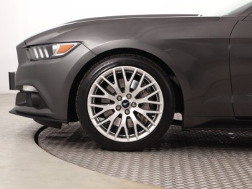 Ford Mustang VI Convertible 2.3 EcoBoost 317KM 2016 Ford Mustang 2.3 EcoBoost, Salon Polska, zdjęcie 14