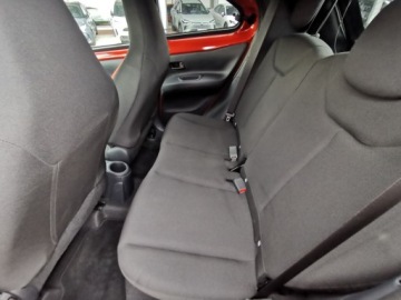 Toyota Aygo X 1.1 VVT-i 72KM 2025 Toyota Aygo X 1.0 VVTi Style 1.0 VVTi Style, salon, zdjęcie 11