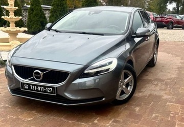 Volvo V40 II Hatchback Facelifting 2.0 D2 120KM 2018 Volvo V40 Swiatla Led 2.0 Diesel 120KM, zdjęcie 5