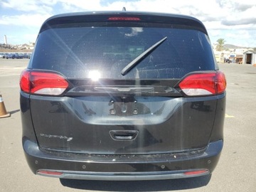 Chrysler Pacifica II 2019 Chrysler Pacifica Touring Plus 2019 3.6l 3.6 Benzyna 287KM, zdjęcie 2