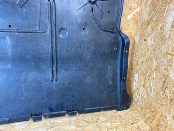 НАКЛАДКА НАПОЛЬНАЯ ДЛЯ ДВИГАТЕЛЯ SKODA AUDI VW SEAT ARONA 2Q0825236E