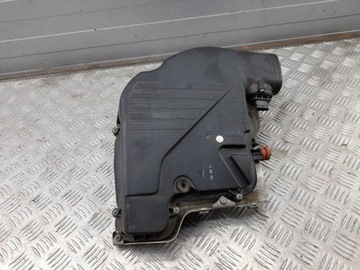 7577464 POUZDRO FILTRU VZDUCHU 650 I 298 2012 BMW 6 COUPE (F13)