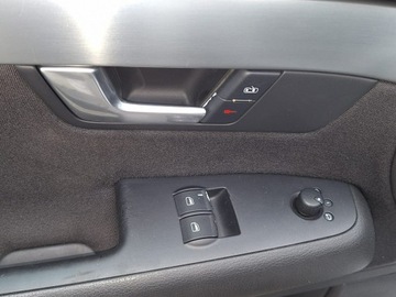 Audi A4 B7 Avant 2.0 20V 131KM 2005 Audi A4 Klimatronic.Serwis.Benzyna, zdjęcie 32