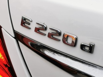 Mercedes Klasa E W213 Limuzyna 2.0 220d 194KM 2016 MERCEDES W213 2.0 220d * 100% Bezwypadkowy * Salon Polska * Serwisowany *, zdjęcie 25