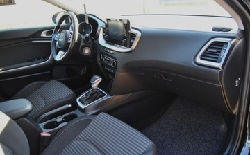 Kia Ceed III Kombi Facelifting 1.5 T-GDI 160KM 2023 Kia Ceed GWARANCJA, 2023r, 1.5 Benzyna 160KM, Automat, Niski przebieg, zdjęcie 6