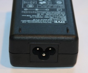 БЛОК ПИТАНИЯ 12В 2,5А настольный DVE 5,5/2,1 LED