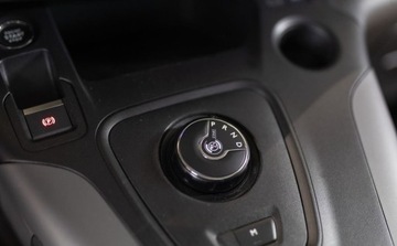 Toyota 2022 Toyota Proace City Verso City Verso 1.2 D-4T Family Aut. 1.2 Benzyna 130KM, zdjęcie 16