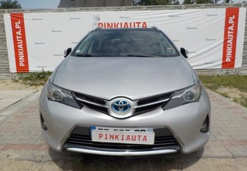 Toyota Auris II 2014 Toyota Auris Okazja 1.8 Hybryda 98KM, zdjęcie 2