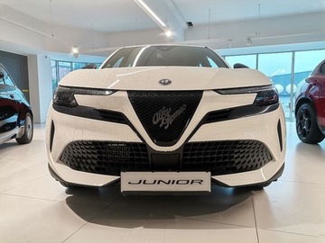 Alfa Romeo Junior 2025 ALFA ROMEO Junior Ibrida Suv 1.2 (145KM) 2025, zdjęcie 1