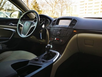 Opel Insignia I Sedan 2.0 CDTI ECOTEC 160KM 2010 OPEL INSIGNIA A Salon Polska, 2.0 CDTI ECOTEC 160KM, Manual, zdjęcie 3