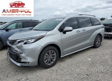 Toyota Sienna III 2023 Toyota Sienna XLE 2023 2.5 Hybryda 245KM