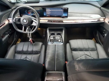 BMW Seria 7 G70 2023 BMW Seria 7 740i 2023 3.0l 3.0 Benzyna 375KM, zdjęcie 7