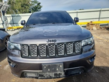 Jeep Grand Cherokee IV 2021 Jeep Grand Cherokee Laredo 2021 3.6l 3.6 Benzyna 293KM, zdjęcie 5