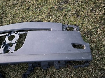 DESKA ROZDĚLOVAČE PORSCHE OE 95B858451B ORIG.