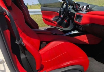 Ferrari California 2017 Ferrari California Ferrari California 3.9 Benzyna 560KM, zdjęcie 21