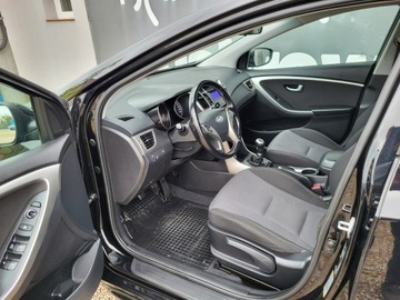 Hyundai i30 II Hatchback 3d 1.6 CRDi (LOW) 110KM 2013 Hyundai i30 *klimatronik*serwis*ledy*alu*, zdjęcie 5