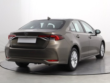 Toyota Corolla XII Sedan 1.5 VVT-i 125KM 2022 Toyota Corolla 1.5 VVT-i, Salon Polska, zdjęcie 4