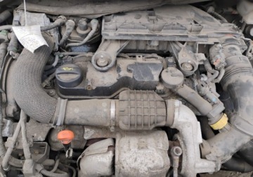 Peugeot 208 I 2014 Peugeot 208 2014r, 1.6 HDi. Uszkodzony lewy przod. Jezdzi 1.6 Diesel 90KM, zdjęcie 17