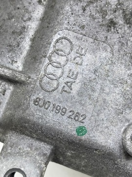 AUDI TT 8J 2.0 TFSI UCHYCENÍ ULOŽENÍ MOTORU